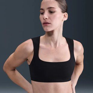 Топ чорний Nike Zenvy HQ3956-010 4pa-pl3-5w3 фото